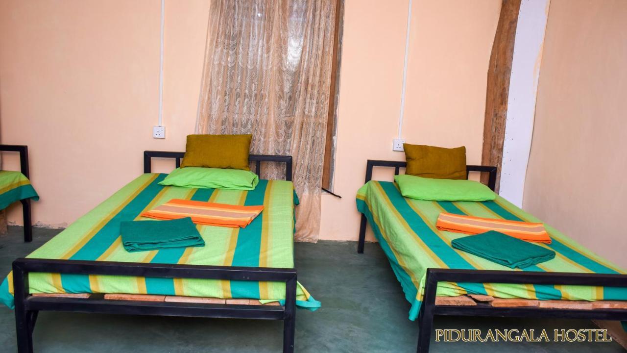 Pidurangala Hostel Sigiriya Bagian luar foto